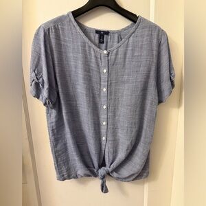 GAP LIGHTWEIGHT COTTON OR COTTON-BLEND TOP